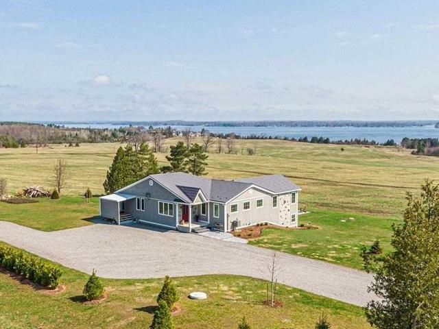 52 Colony Rd, House detached with 2 bedrooms, 3 bathrooms and 10 parking in Kawartha Lakes ON | Image 12