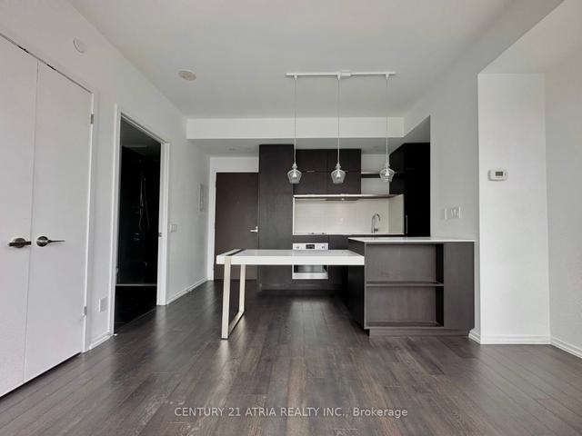 1313 - 197 Yonge St, Condo with 0 bedrooms, 1 bathrooms and 0 parking in Toronto ON | Image 5