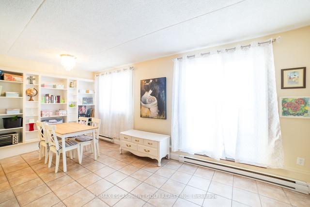 231 - 42 Tannery St E, Condo with 2 bedrooms, 2 bathrooms and 1 parking in Cambridge ON | Image 3