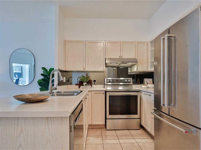 ph18 - 600 Queens Quay W, Condo with 1 bedrooms, 1 bathrooms and 1 parking in Toronto ON | Image 2