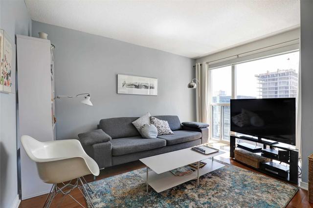 1704 - 230 King St E, Condo with 1 bedrooms, 1 bathrooms and 1 parking in Toronto ON | Image 6