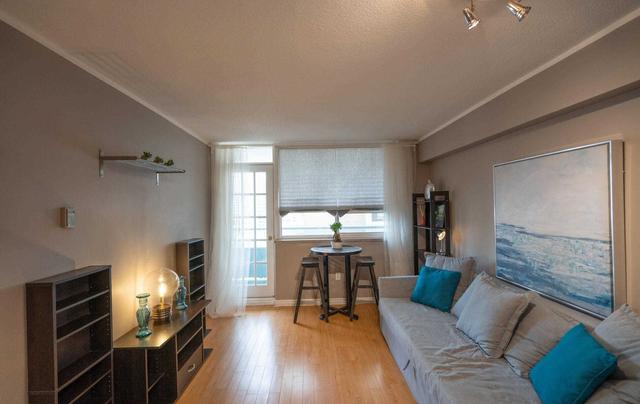 1809 - 30 Gloucester St, Condo with 1 bedrooms, 1 bathrooms and 1 parking in Toronto ON | Image 26