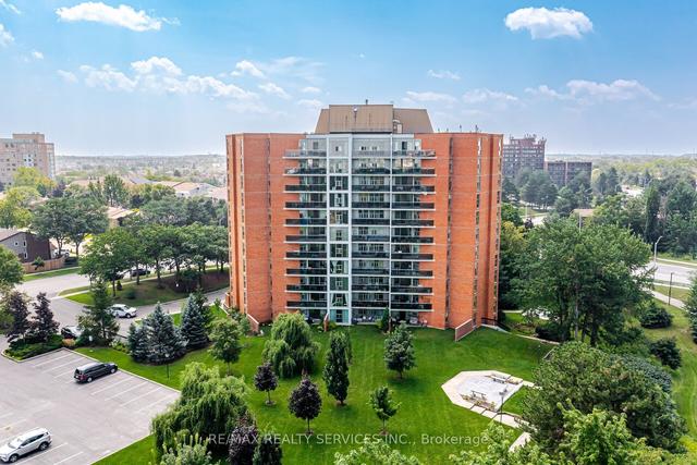 806 - 2665 Windwood Dr, Condo with 2 bedrooms, 1 bathrooms and 1 parking in Mississauga ON | Image 1
