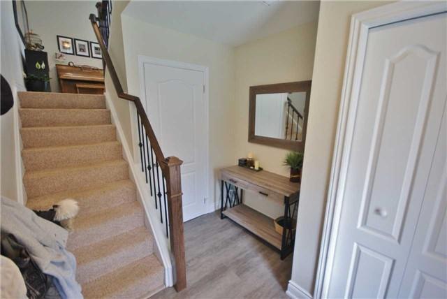 83 - 661 Childs Dr, Townhouse with 3 bedrooms, 2 bathrooms and 1 parking in Milton ON | Image 2