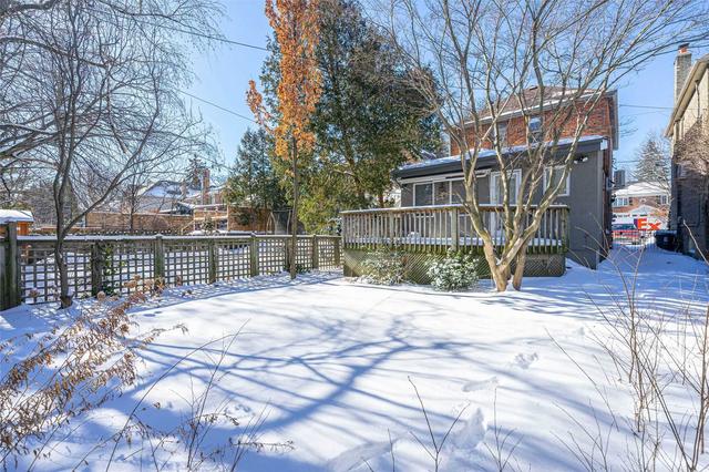 33 Edgecombe Ave, House detached with 3 bedrooms, 3 bathrooms and 2 parking in Toronto ON | Image 17