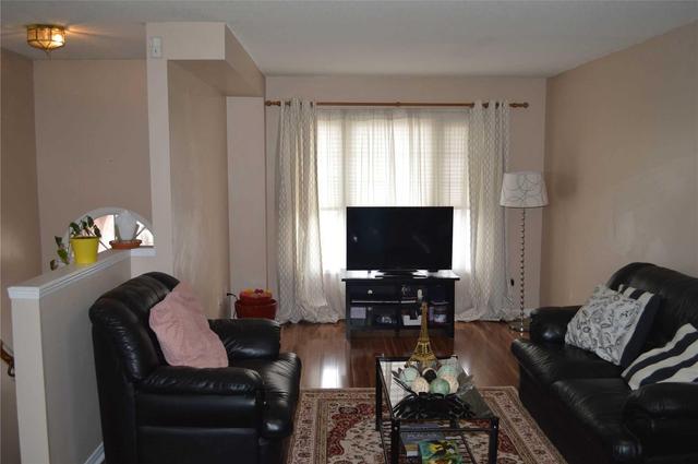 83 - 5030 Heatherleigh Ave, Townhouse with 3 bedrooms, 2 bathrooms and 1 parking in Mississauga ON | Image 2