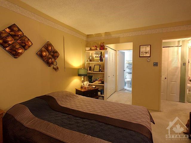 2760 Carousel Crescent, Condo with 2 bedrooms, 2 bathrooms and 1 parking in Ottawa ON | Image 11