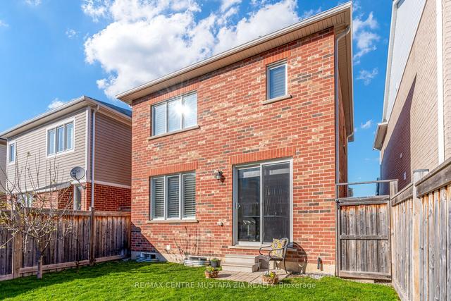 1103 Biason Circ, House detached with 3 bedrooms, 3 bathrooms and 2 parking in Milton ON | Image 32