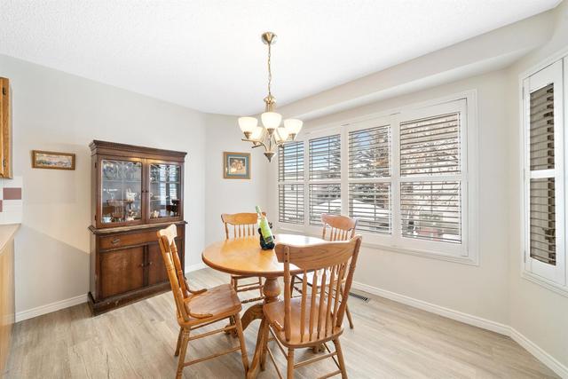 72 Kingsland Court Sw, Home with 3 bedrooms, 2 bathrooms and 2 parking in Calgary AB | Image 11