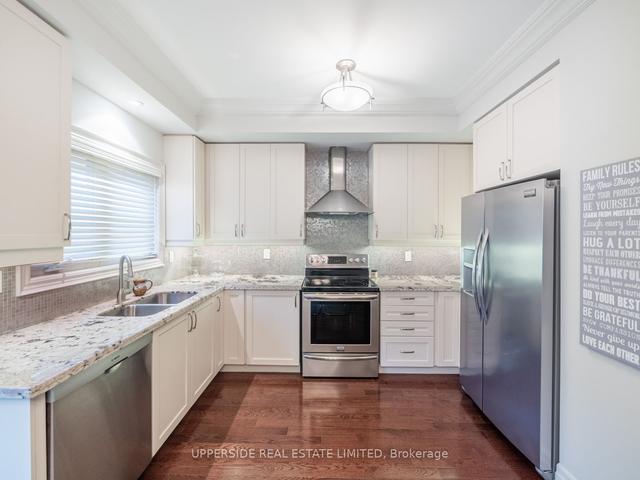 2675a Bathurst St, House attached with 4 bedrooms, 3 bathrooms and 1 parking in Toronto ON | Image 6