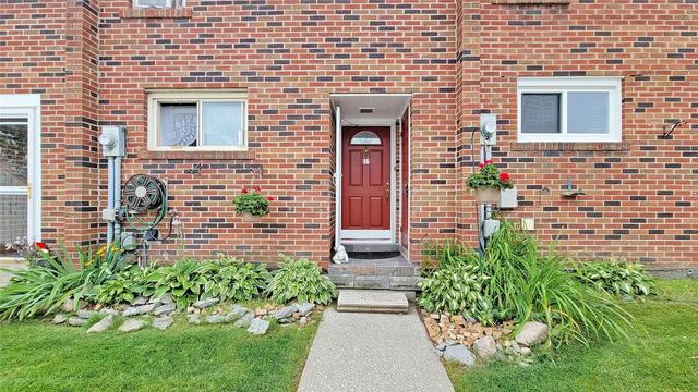 111 Wales Ave, Townhouse with 3 bedrooms, 3 bathrooms and 1 parking in Markham ON | Image 12