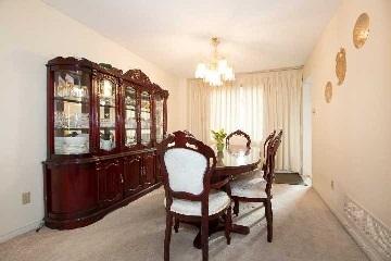 364 Winfield Terr, House detached with 4 bedrooms, 4 bathrooms and 2 parking in Mississauga ON | Image 3