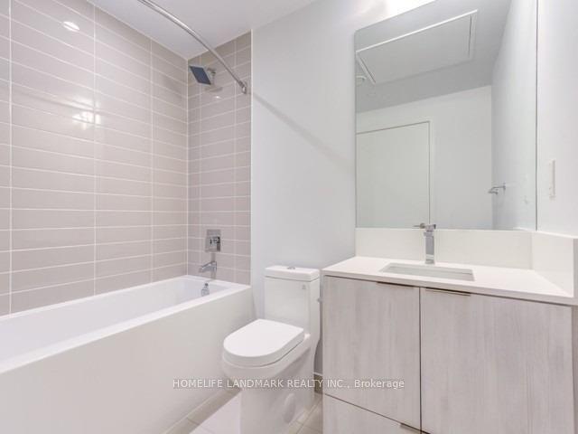 4005 - 181 Dundas St E, Condo with 2 bedrooms, 1 bathrooms and 0 parking in Toronto ON | Image 4