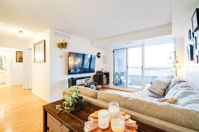 1206 - 8 Covington Rd, Condo with 2 bedrooms, 2 bathrooms and 1 parking in Toronto ON | Image 9