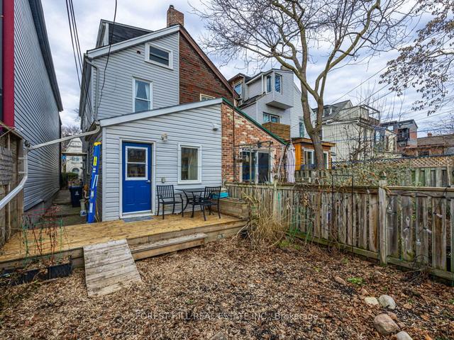 15 Olive Ave, House semidetached with 4 bedrooms, 2 bathrooms and 1 parking in Toronto ON | Image 22