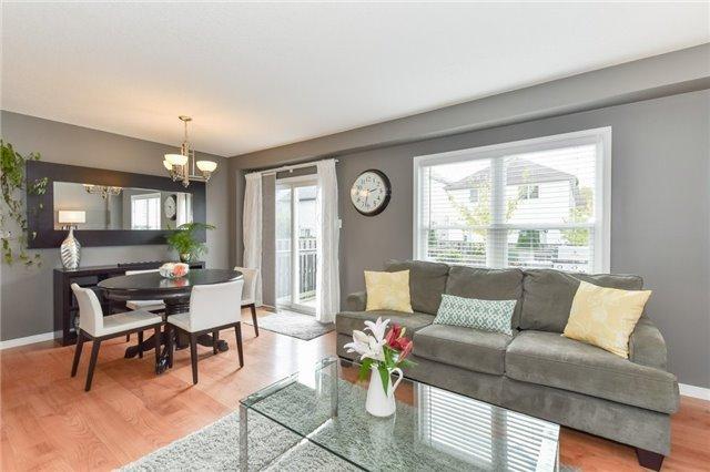 747 Laurelwood Dr, House detached with 3 bedrooms, 2 bathrooms and 2 parking in Waterloo ON | Image 6