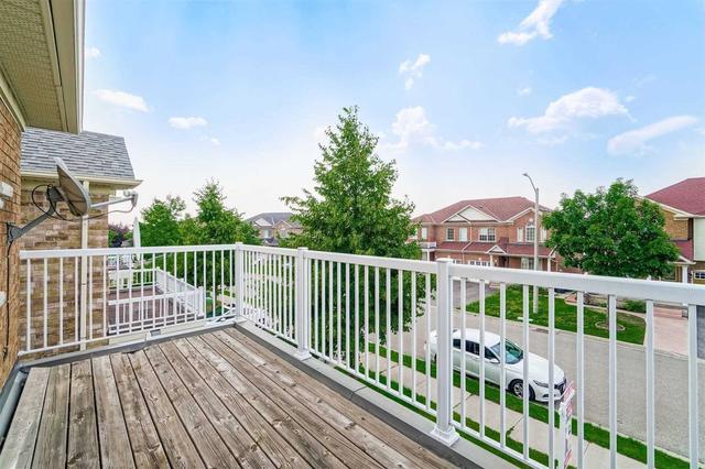 150 Dells Cres, House semidetached with 3 bedrooms, 3 bathrooms and 3 parking in Brampton ON | Image 20