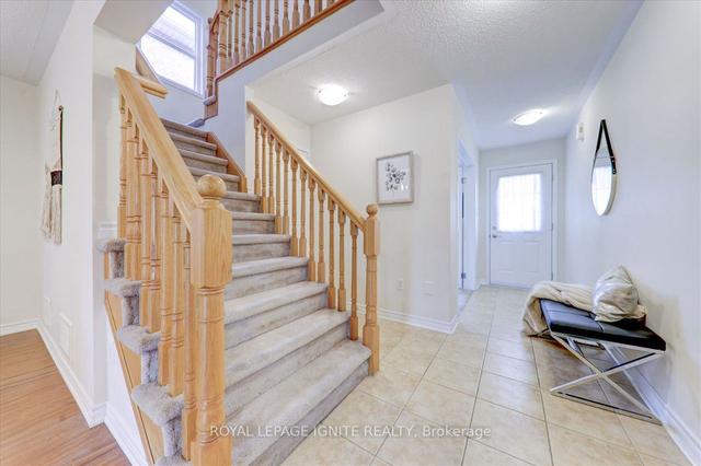 112 Upper Rouge Tr, House detached with 4 bedrooms, 4 bathrooms and 4 parking in Toronto ON | Image 32