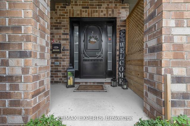 690 Frontenac Cres, House detached with 3 bedrooms, 4 bathrooms and 4 parking in Woodstock ON | Image 32