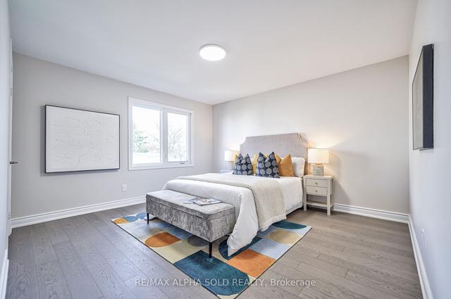 126 Chapel Park Sq, House detached with 4 bedrooms, 4 bathrooms and 6 parking in Toronto ON | Image 20