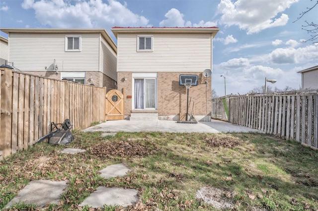 65 Maresfield Dr, House detached with 3 bedrooms, 4 bathrooms and 3 parking in Toronto ON | Image 20