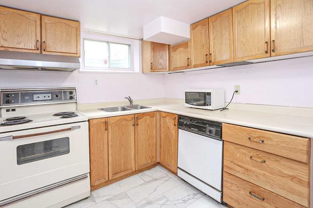 73 Nelson St, House detached with 3 bedrooms, 3 bathrooms and 3 parking in Toronto ON | Image 20