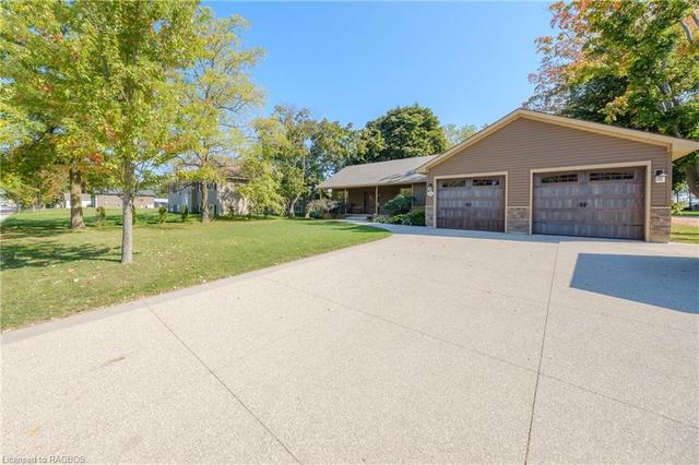 126 King Street, House detached with 3 bedrooms, 2 bathrooms and 7 parking in Kincardine ON | Image 20