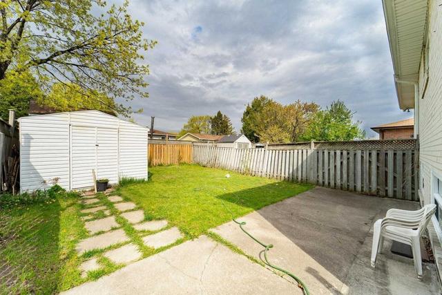 69 Newstead Cres, House semidetached with 3 bedrooms, 2 bathrooms and 2 parking in Brampton ON | Image 8