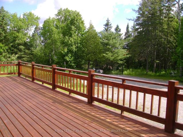 8721 Highway 522, House detached with 5 bedrooms, 2 bathrooms and 22 parking in Parry Sound, Unorganized, Centre Part ON | Image 7