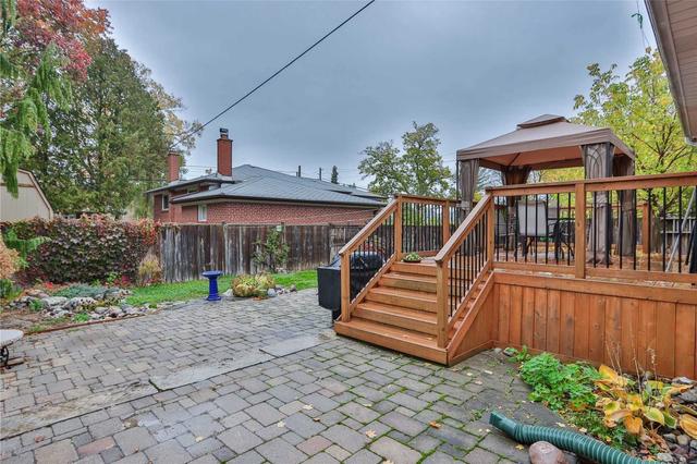 40 Bevdale Rd, House detached with 3 bedrooms, 2 bathrooms and 3 parking in Toronto ON | Image 19
