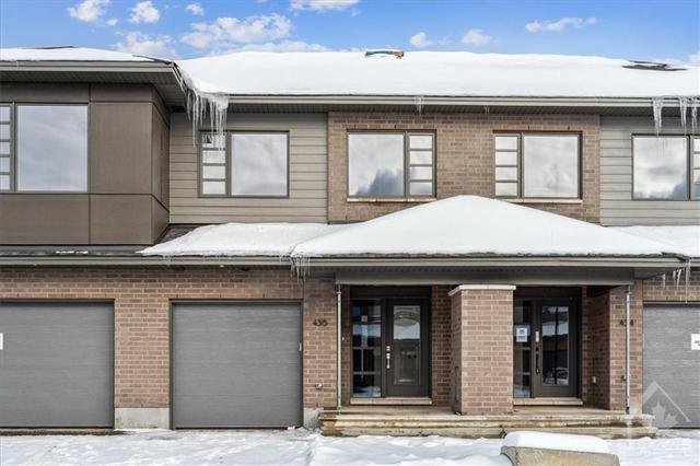 436 Trident Mews, Townhouse with 3 bedrooms, 3 bathrooms and 2 parking in Ottawa ON | Card Image
