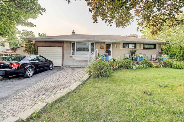 1216 Belvedere Ave, House detached with 3 bedrooms, 2 bathrooms and 5 parking in Oshawa ON | Image 1