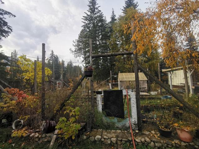 6116 Erindale Road, House detached with 2 bedrooms, 2 bathrooms and null parking in Central Kootenay E BC | Image 9