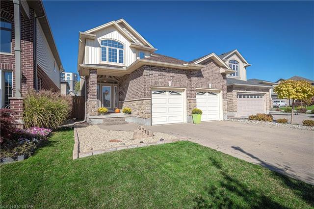 6710 Navin Crescent, House detached with 4 bedrooms, 3 bathrooms and null parking in London ON | Image 2