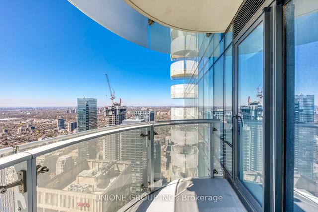 5908 - 1 Bloor St E, Condo with 2 bedrooms, 2 bathrooms and 1 parking in Toronto ON | Image 13