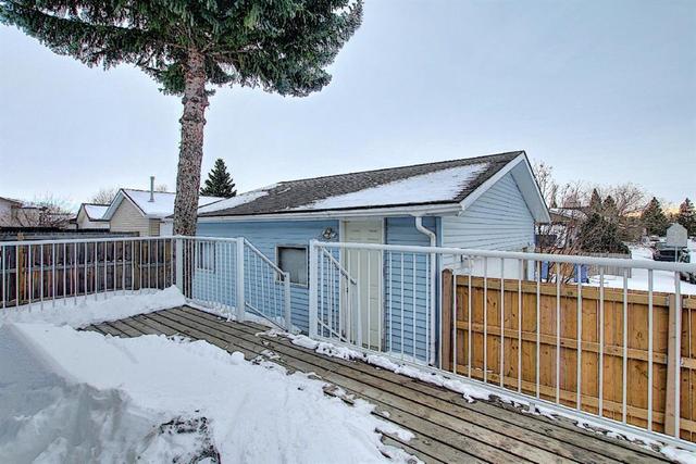 63 Aberfoyle Close Ne, House detached with 4 bedrooms, 2 bathrooms and 2 parking in Calgary AB | Image 15