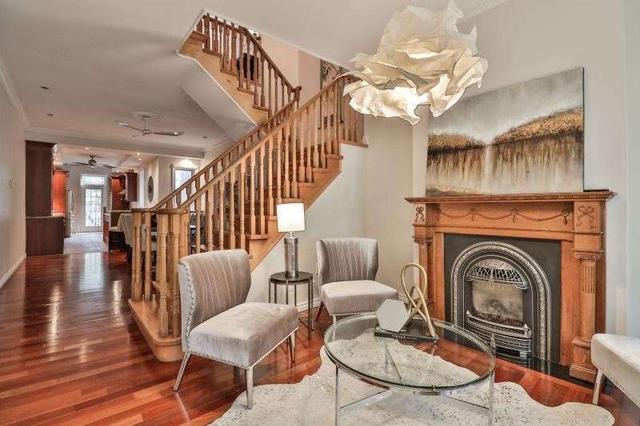 135 Cowan Ave, House attached with 4 bedrooms, 2 bathrooms and 1 parking in Toronto ON | Image 35