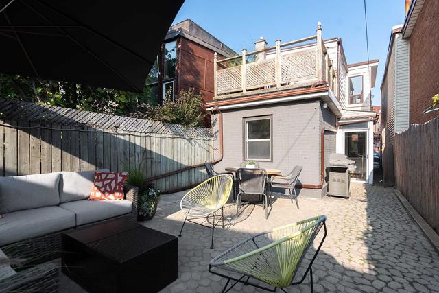 134 Northcote Ave, House detached with 3 bedrooms, 2 bathrooms and 1.5 parking in Toronto ON | Image 21