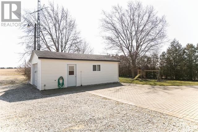 11568 Pinehurst Line, House detached with 3 bedrooms, 2 bathrooms and null parking in Chatham Kent ON | Image 45