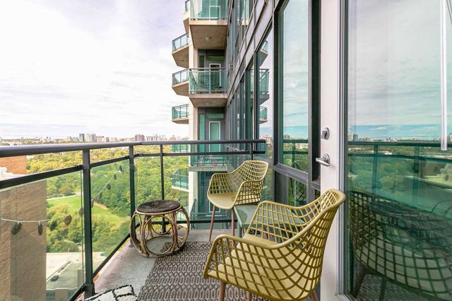 2808 - 300 Bloor St E, Condo with 2 bedrooms, 2 bathrooms and 1 parking in Toronto ON | Image 8