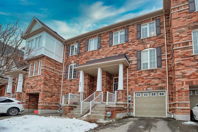647 Courtney Valley Rd, House attached with 3 bedrooms, 3 bathrooms and 3 parking in Mississauga ON | Image 1