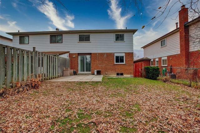 126 Skegby Rd, House semidetached with 3 bedrooms, 3 bathrooms and 3 parking in Brampton ON | Image 5