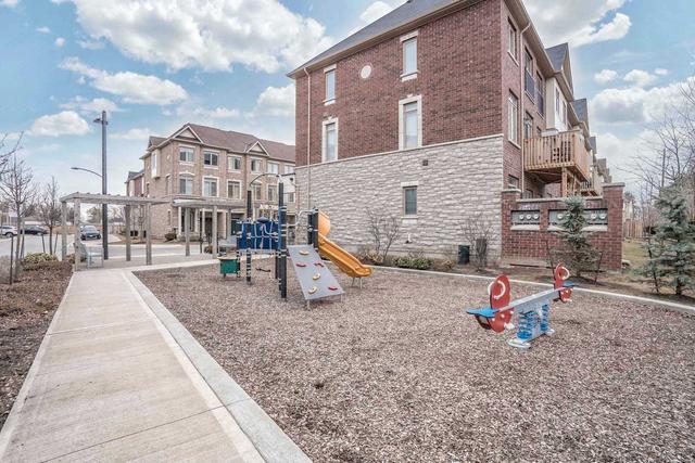 399 Ladycroft Terr, Townhouse with 3 bedrooms, 3 bathrooms and 2 parking in Mississauga ON | Image 31