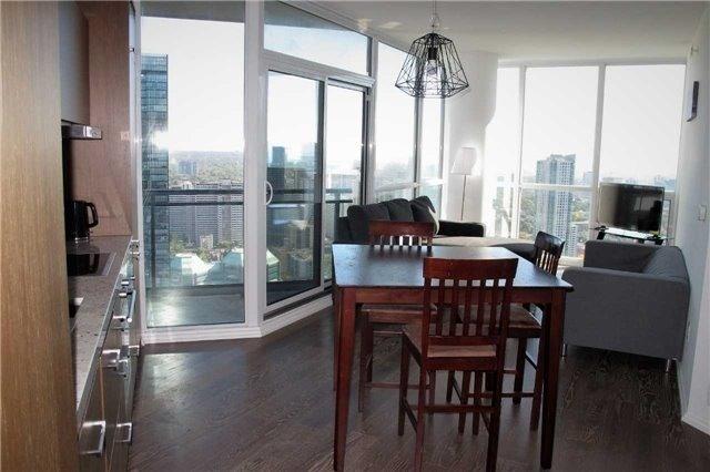 4712 - 45 Charles St E, Condo with 2 bedrooms, 2 bathrooms and 1 parking in Toronto ON | Image 17