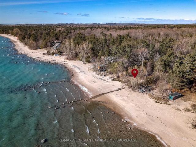 150 Tiny Beaches Rd N, House detached with 3 bedrooms, 1 bathrooms and 4 parking in Tiny ON | Image 4