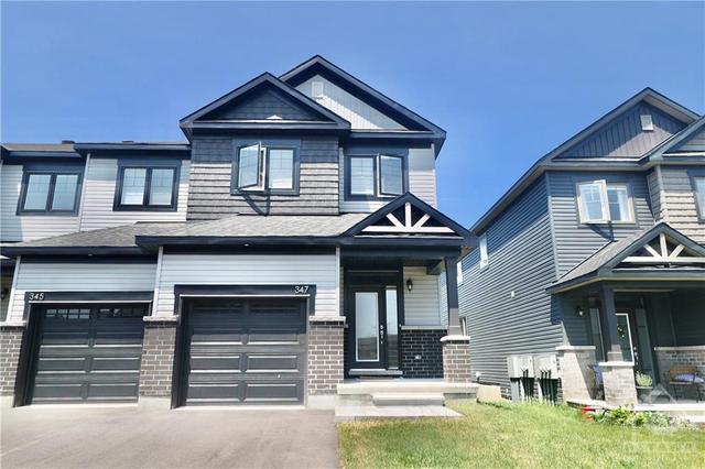 347 Grackle Street, Townhouse with 4 bedrooms, 3 bathrooms and 5 parking in Ottawa ON | Image 1