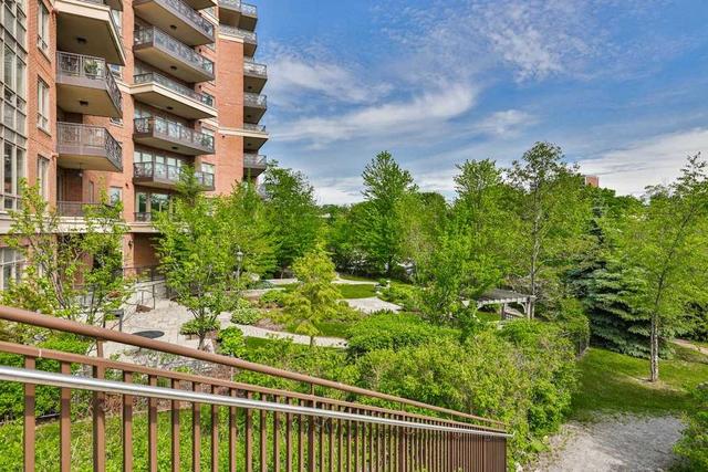 1202 - 111 Forsythe St, Condo with 2 bedrooms, 3 bathrooms and 2 parking in Oakville ON | Image 35