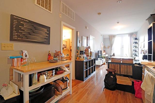 1 - 200 Augusta Ave, Condo with 1 bedrooms, 1 bathrooms and 0 parking in Toronto ON | Image 8