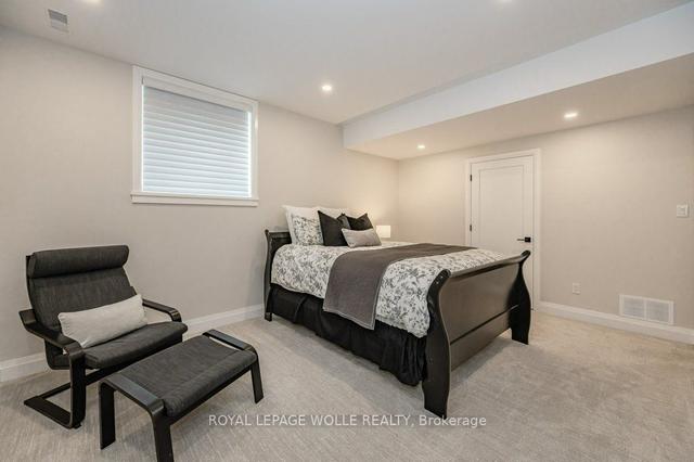 35 Huntley Cres, House detached with 3 bedrooms, 5 bathrooms and 6 parking in Kitchener ON | Image 20