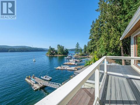 5654 Indian River Drive, North Vancouver, BC, V7G2T8 | Card Image